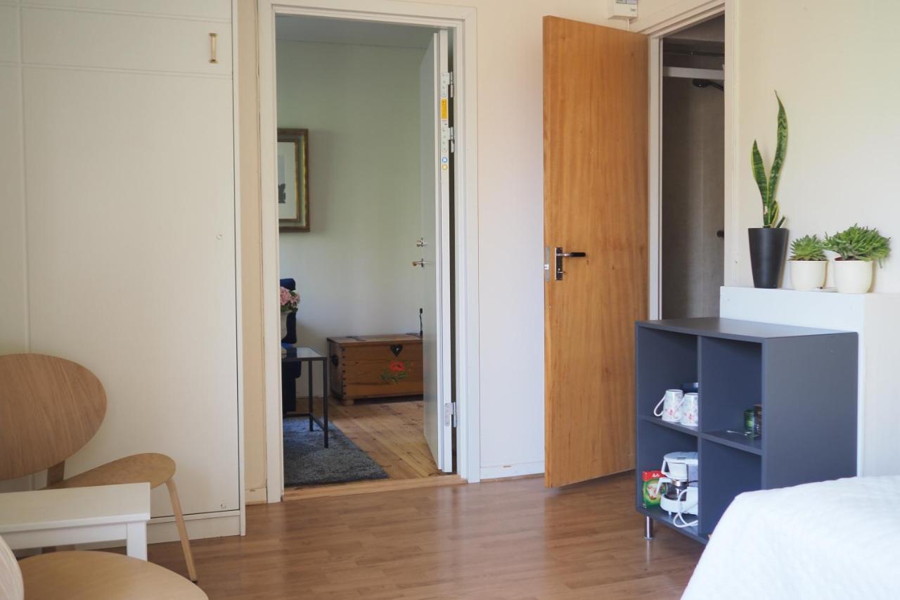 Brukshotellet Oeland - Vandrarhem Degerhamn Extérieur photo